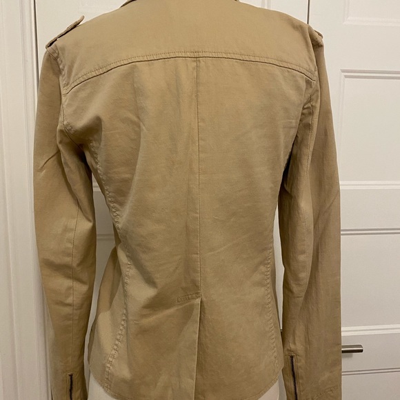 Jacket - Picture 5 of 5